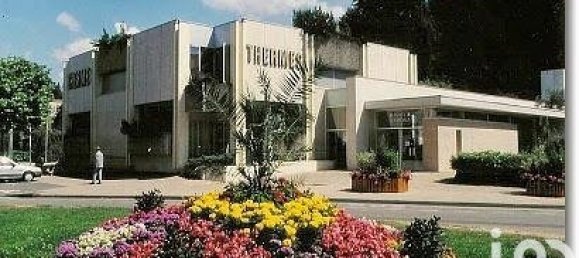 Здание 315м² в Бурбонн-ле-Бен, Франция № 271409 19