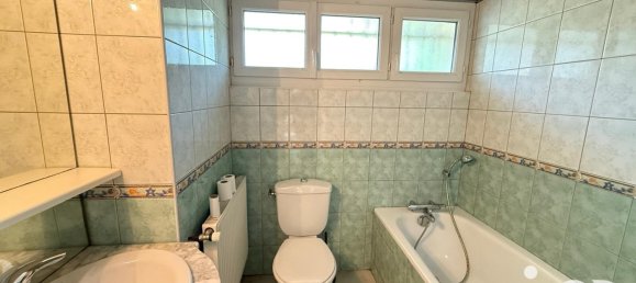 4 Schlafzimmer Haus in Espiet, France, Nr. 279403 13