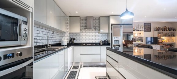 3 bedrooms Cafe / restaurant in Kathu, Thailand No. 5962 23