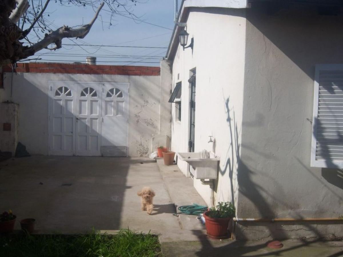 2 bedrooms House in Mar del Plata, Argentina No. 78379