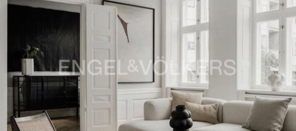 2 bedrooms Apartment in Lisbon, Portugal No. 9757 2