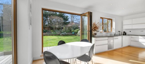 5 bedrooms House in East Sheen, United Kingdom No. 8939 4