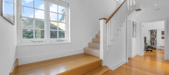 5 bedrooms House in East Sheen, United Kingdom No. 8939 45