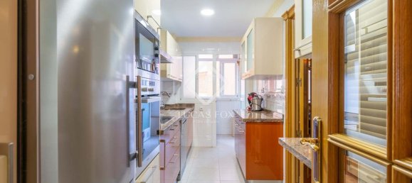 4 bedrooms Apartment in Malaga, Spain No. 153757 12