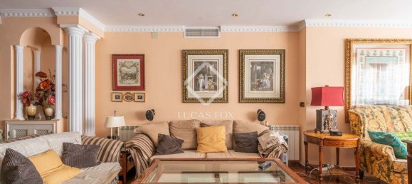 4 bedrooms Apartment in Malaga, Spain No. 153757 10