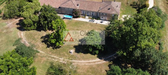 5 bedrooms House in Gironde, France No. 303517 21