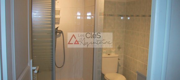 5 bedrooms House in Gironde, France No. 303517 15