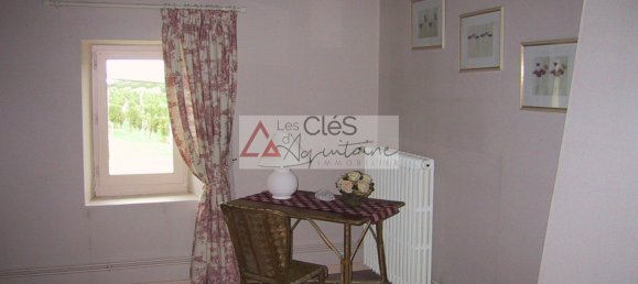 5 bedrooms House in Gironde, France No. 303517 12