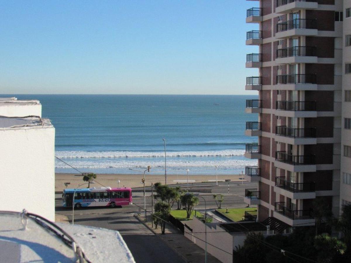 2 bedrooms Apartment in Mar del Plata, Argentina No. 65847
