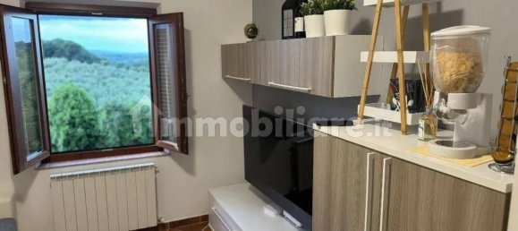 1 bedroom Apartment in Siena, Italy No. 291603 2