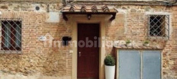 1 bedroom Apartment in Siena, Italy No. 291603 3