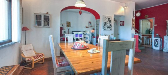 4 bedrooms Villa in Carbognano, Italy No. 305715 12