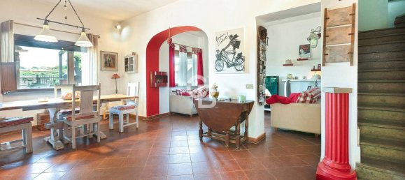 4 bedrooms Villa in Carbognano, Italy No. 305715 11