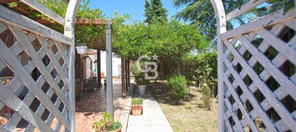 4 bedrooms Villa in Carbognano, Italy No. 305715 3