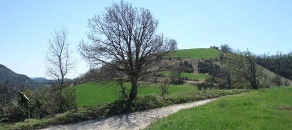 Дом с 5 комнатами в Урбания, Италия № 172358 8