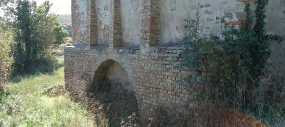 Дом с 5 комнатами в Урбания, Италия № 172358 3