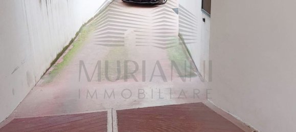 Garage in Bitritto, Italy No. 90419 2