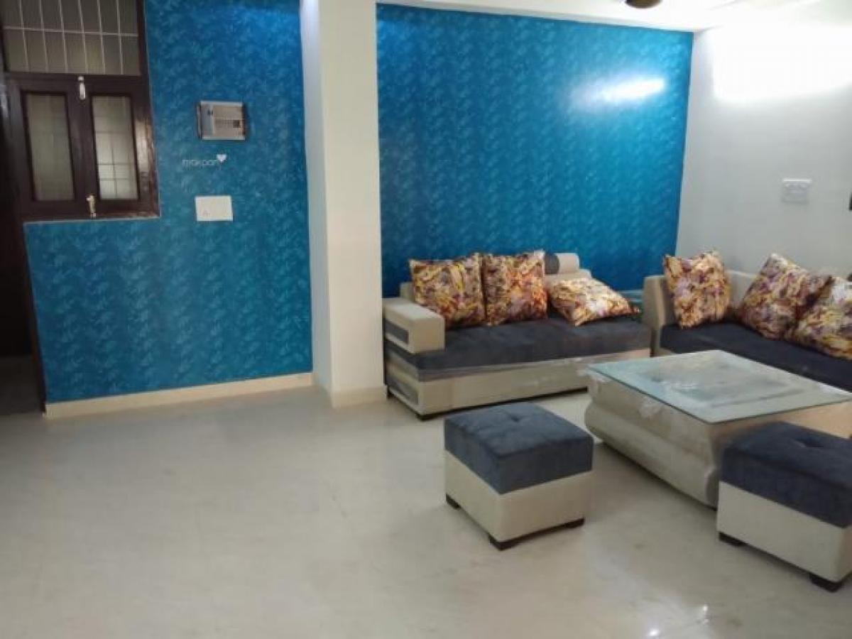 Casa de 3 dormitorios en Noida, India No. 66740