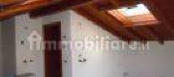 Villa de 2 dormitorios en Como, Italy No. 255520 8