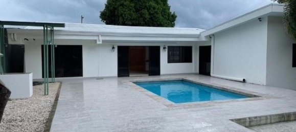 8 chambres Maison à San Jose, Costa Rica No. 1083 6