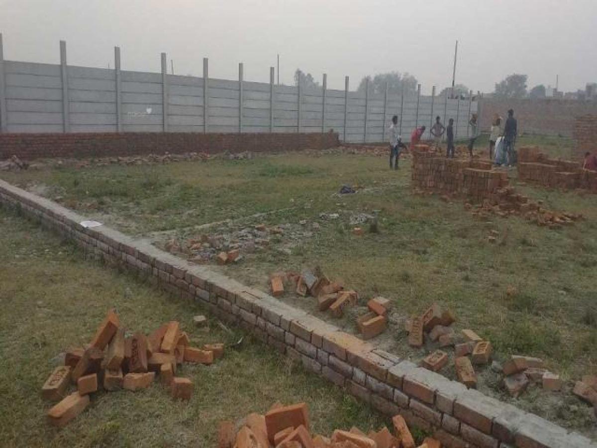  Land in Lucknow, India No. 36034