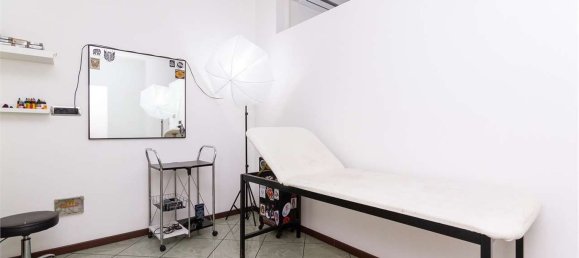 Imóvel comercial de 2 divisões em Piossasco, Italy N.º 134059 2