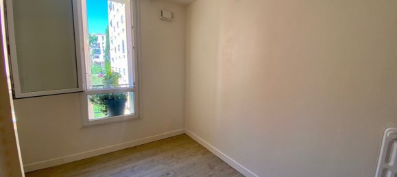 Apartamento T5 em Carros, France N.º 350797 3