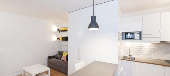 Studio in Paris, France No. 280324 3