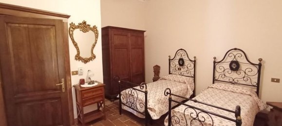 18 rooms House in Marciano della Chiana, Italy No. 216328 16