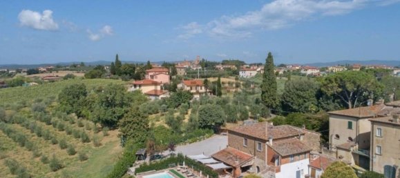 18 rooms House in Marciano della Chiana, Italy No. 216328 7