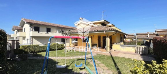 9-salle Villa à Labico, Italy No. 44733 2