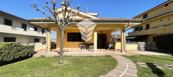 9-salle Villa à Labico, Italy No. 44733 3