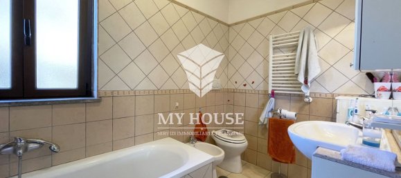 9-salle Villa à Labico, Italy No. 44733 10