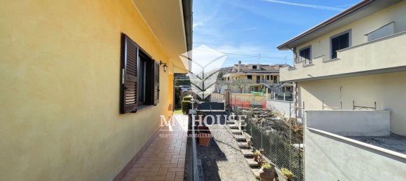 9-salle Villa à Labico, Italy No. 44733 13