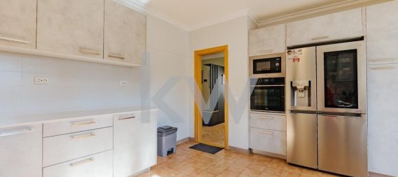 Adosado de 4 dormitorios en Cascais, Portugal No. 111169 38