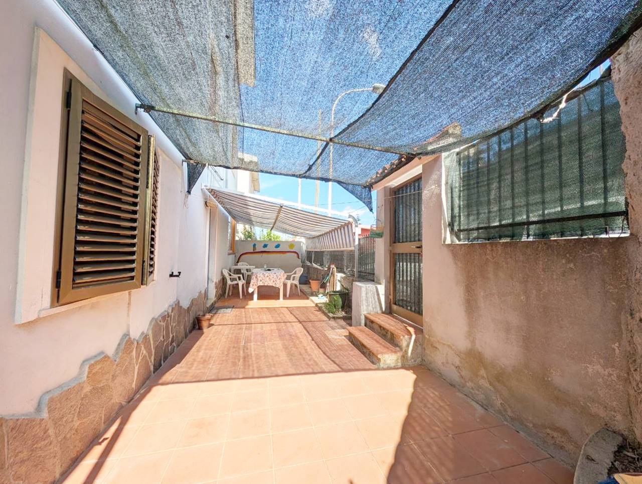 3 rooms House in Bari Sardo, Italy No. 384075