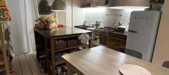 3-salle Appartement à Pavia, Italy No. 53823 6