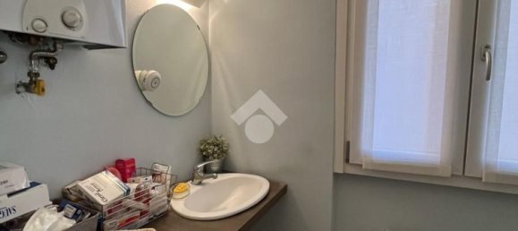 3-salle Appartement à Pavia, Italy No. 53823 11