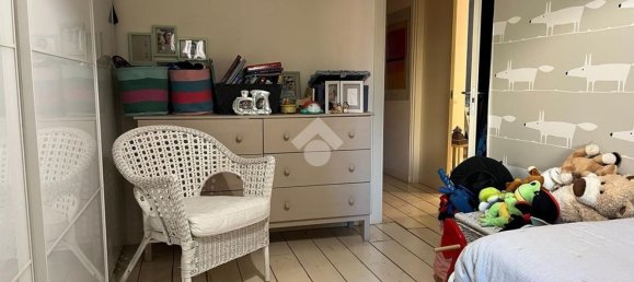 3-salle Appartement à Pavia, Italy No. 53823 24