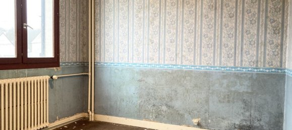 3 bedrooms Villa in Fitz-James, France No. 66721 5