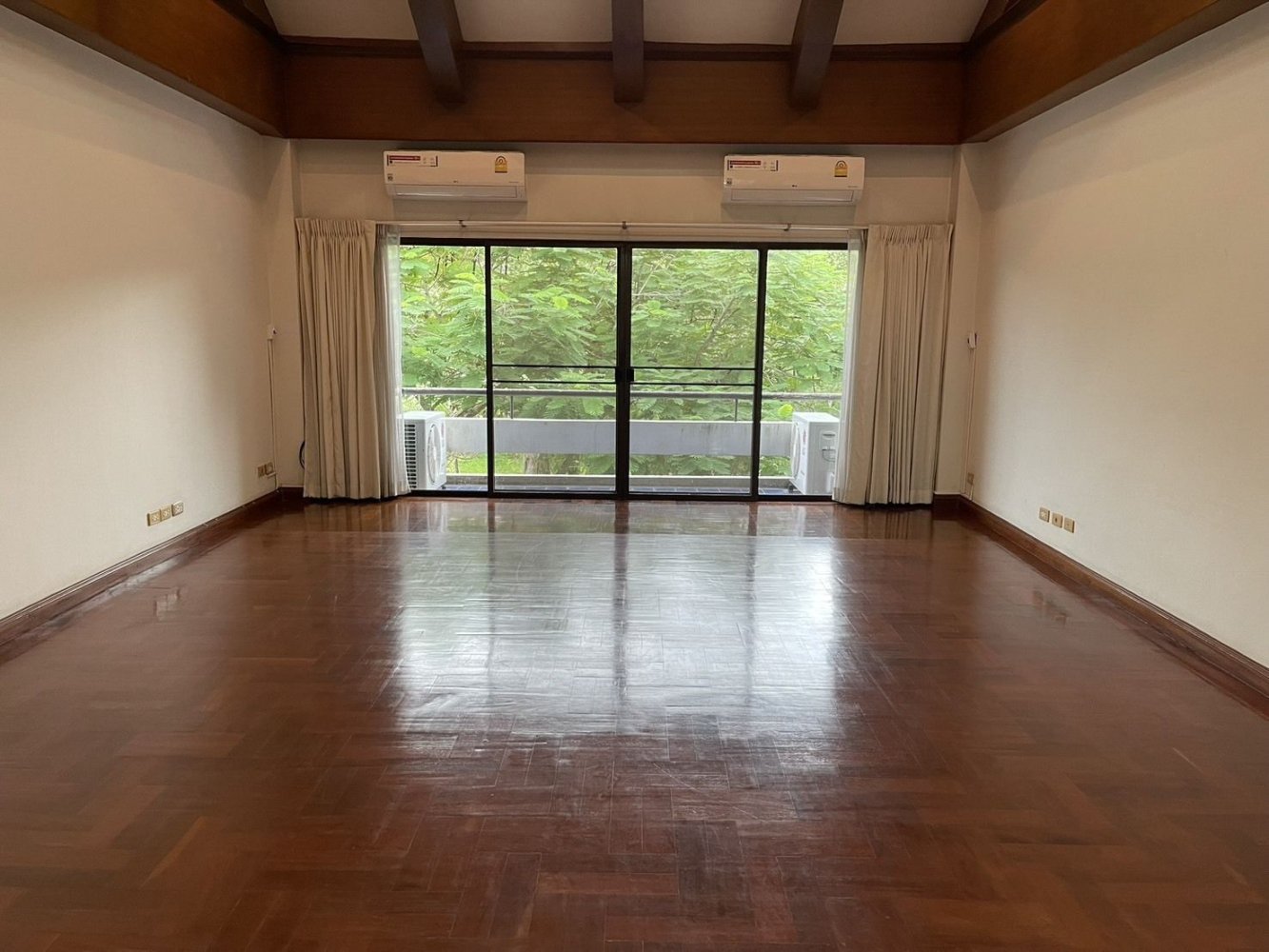 Кондоминиум  с 3 спальнями в Паттайя, Таиланд № 74211