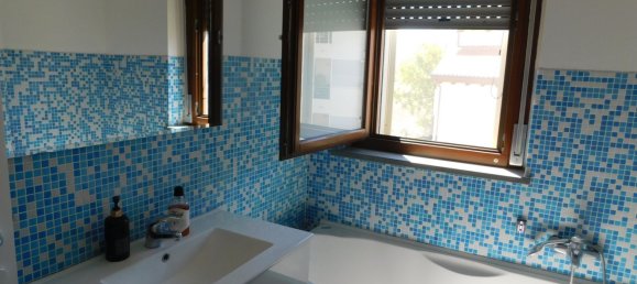 4 bedrooms Apartment in Spoltore, Italy No. 363580 14