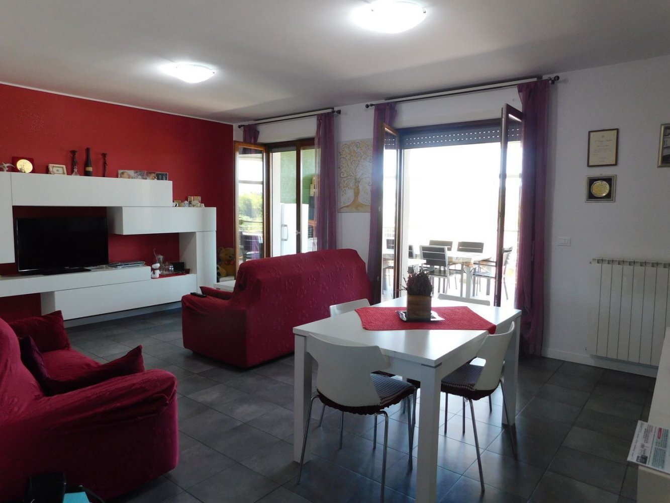 4 bedrooms Apartment in Spoltore, Italy No. 363580