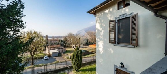 4 bedrooms Villa in Galbiate, Italy No. 87654 9