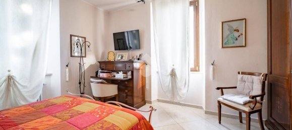 4 bedrooms Villa in Galbiate, Italy No. 87654 41