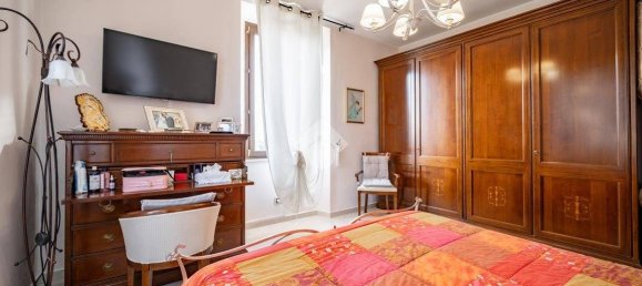 4 bedrooms Villa in Galbiate, Italy No. 87654 45