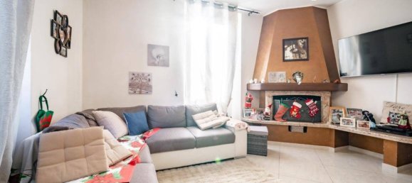4 bedrooms Villa in Galbiate, Italy No. 87654 16