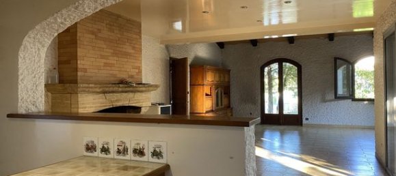 3 bedrooms House in Occitanie, France No. 315675 5