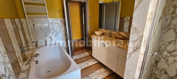 3 bedrooms Villa in Tombolo, Italy No. 359427 25