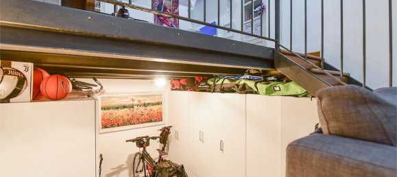 Apartamento de 4 dormitorios en Como, Italy No. 174601 47